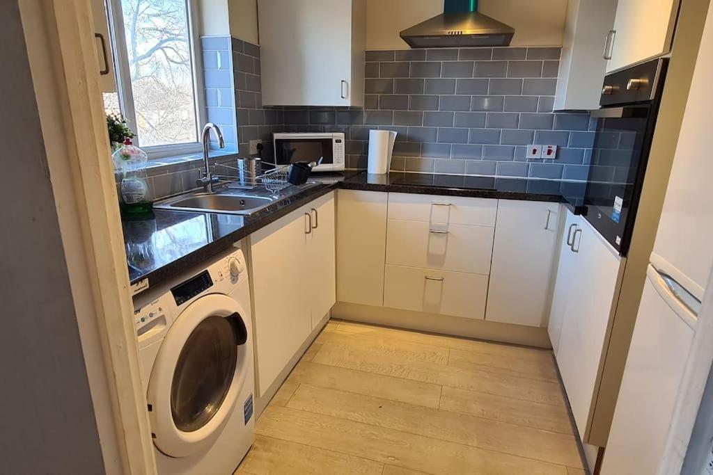 לונדון Private 2 Bed Flat Close To Excel & City Airport מראה חיצוני תמונה